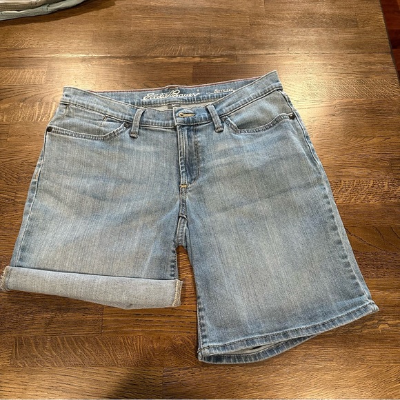Eddie Bauer Women’s Jean Shortd - Picture 3 of 6